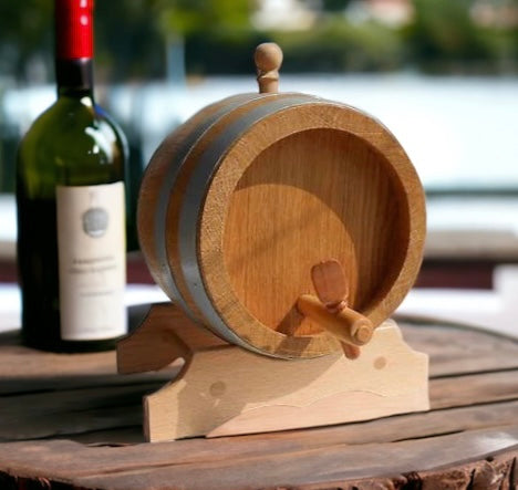 Fully assembled 5L oak barrel with all accessories, ready for personal use in aging liquor or wine.